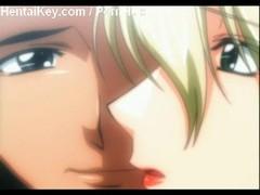 Камера пристально следила за её мягкой беленькой задницей