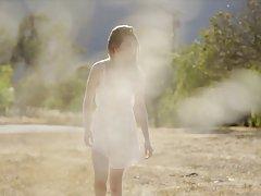 Продолждает блядовать Продолждает блядовать